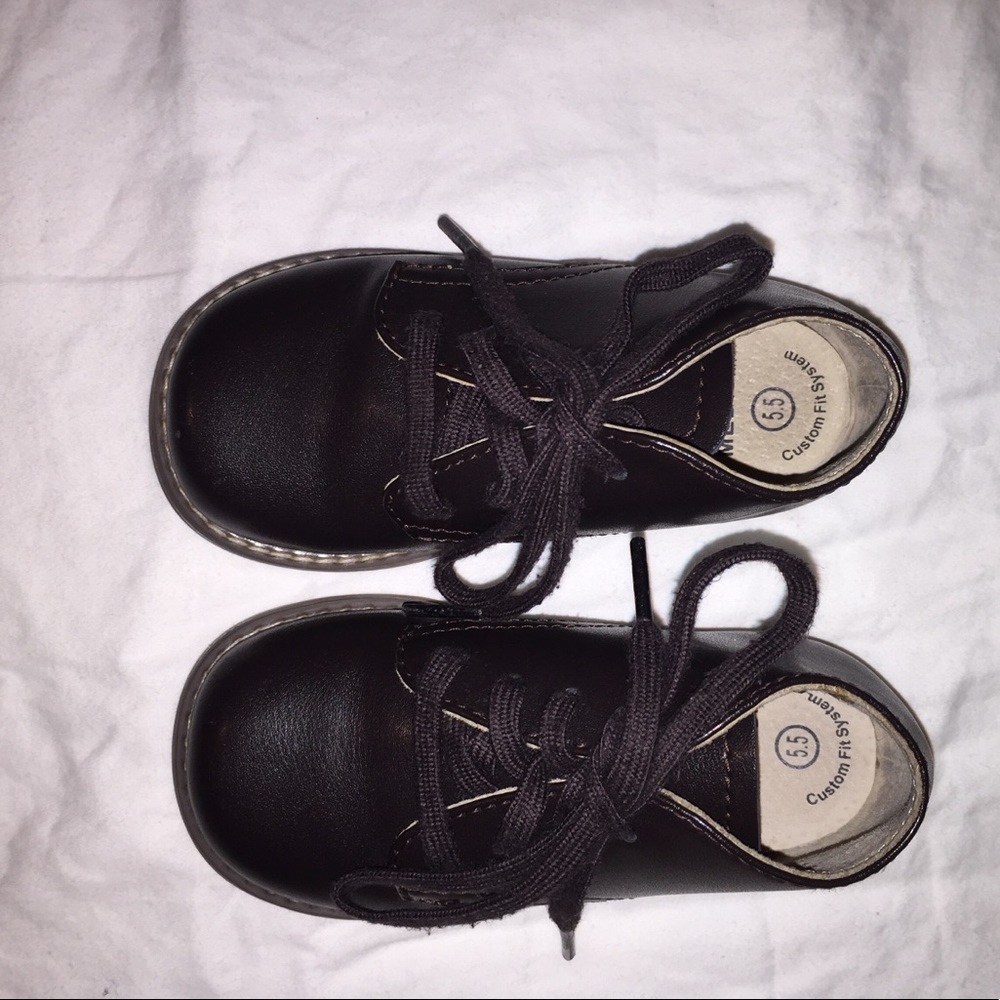 Brown baby boots